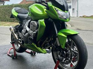 KAWASAKI Z 750 GRÜN