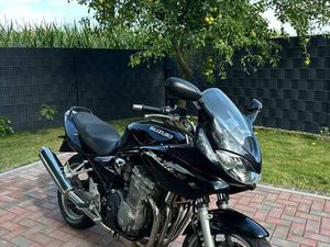 SUZUKI BANDIT 600