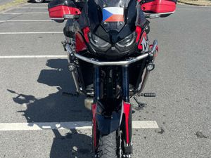 HONDA CRF1100L AFRICA TWIN DCT