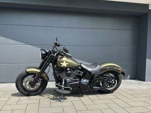 HARLEY-DAVIDSON SOFTAIL SLIM