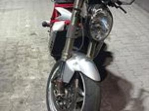 MV AGUSTA BRUTALE 910