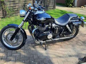 TRIUMPH SPEEDMASTER