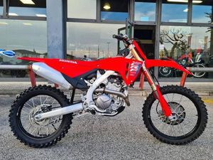 VENDO HONDA CRF 250 R (2026) NUOVA A VEDELAGO (CODICE 9810234) - MOTO.IT