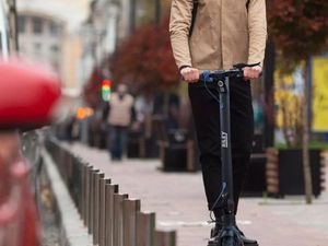 RILEY RS2 ELECTRIC SCOOTER DELIVERY/WARANTY/EASPAY