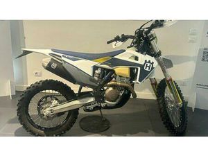 VENDO HUSQVARNA FE 250 (2020) USATA A LALLIO (CODICE 9809823) - MOTO.IT