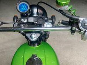 MOTO CB 400 SCRAMBLER