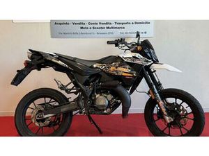 VENDO KSR MOTO TR 50 SM 2T (2014 - 17) USATA A BRUSASCO (CODICE 9810462) - MOTO.IT