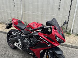 HONDA CBR 650 R