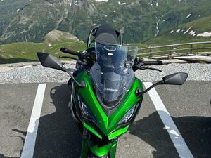KAWASAKI NINJA 1000SX