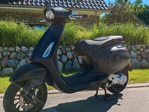 VESPA WINTERSALE! SPRINT 50 NOTTE LIMITIERT