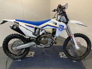 ② HUSQVARNA FE 450 HERITAGE MY'23 RÉF. LS 3152