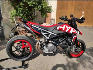 DUCATI HYPERMOTARD 950 RVE
