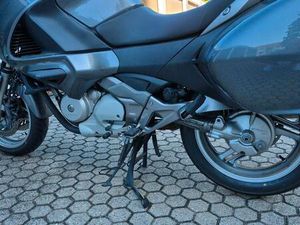 HONDA NT 700V MIT ABS