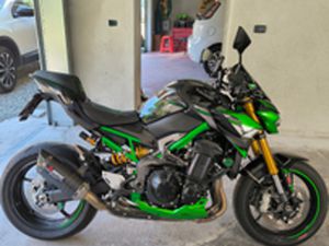 KAWASAKI Z900 SE PERFORMANCE 2024
