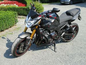 YAMAHA FZ8