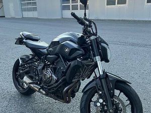 YAMAHA MT07