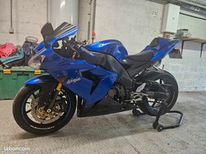 KAWASAKI ZX10R PREMIERE GENERATION FULL OPTIONS ETAT CONCOURS