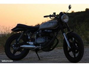 HONDA CB400T