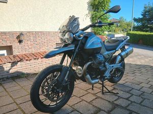 MOTO GUZZI V 85 STRADA