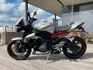 TRIUMPH STREET TRIPLE 765 R MATT ALUMINIUM SILVER