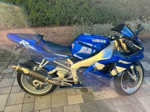 YAMAHA YZF-R1 RN04