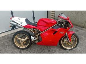 DUCATI 748 S