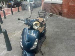 SYM FIDDLE 2 SCOOTER MET BLAUWE KENTEKEN — SCOOTERS | SYM — MARKTPLAATS