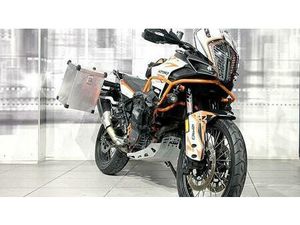 VENDO KTM 1290 SUPER ADVENTURE R (2017 - 20) USATA A CASALGRASSO (CODICE 9811818) - MOTO.IT