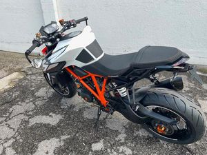 KTM 1290 SUPER DUKE R +GARANTIE
