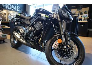 2025 TRIUMPH STREET TRIPLE RS PHANTOM BLACK