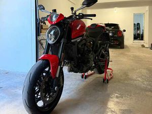 DUCATI MONSTER 937 PLUS ROSSO