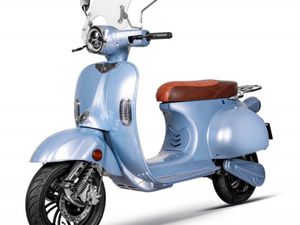 ELEKTROROLLER CLASSICO HIGHSPEED SE, 80 KM/H