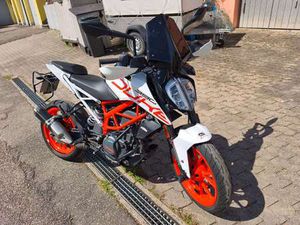 KTM 390 DUKE