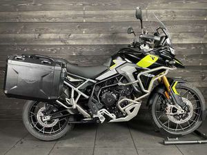 TRIUMPH TIGER 900 RALLY PRO BLACK YELLOW ZWART