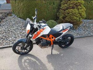 KTM DUKE 690 (A2 GEDROSSELT)