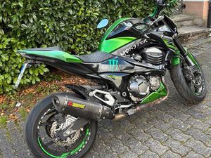 KAWASAKI Z800 MONSTER ENERGY DEKOR