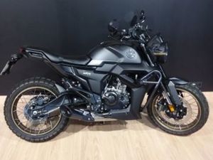 ZONTES 125 SCRAMBLER X 2024 125 CM3 | MOTO ROADSTER | 2 983 KM | NOIR | 22100 QUEVERT
