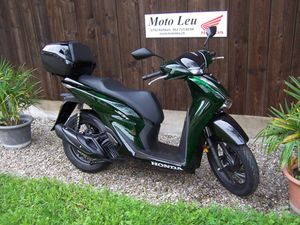 HONDA SH 125, SCOOTER, IMMATRICULATION D’UN JOUR, CHF 5'190.-