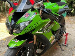VENDO KAWASAKI NINJA 1000 ZX-10R (2008 - 09) USATA A COLLESALVETTI (CODICE 9813367) - MOTO