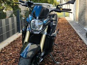 SUZUKI GSR 750 ABS