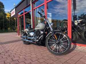 HARLEY-DAVIDSON SOFTAIL BREAKOUT 117