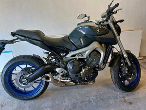 YAMAHA MT 09