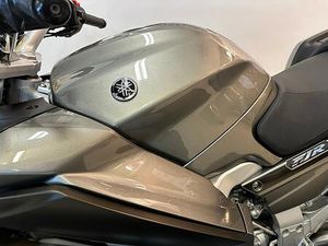 YAMAHA FJR 1300