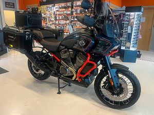 HARLEY-DAVIDSON CVO PAN AMERICA