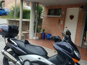 YAMAHA TMAX 500