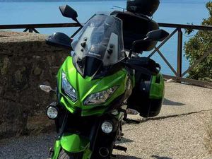 KAWASAKI VERSYS 650 TOURER PLUS VERDE