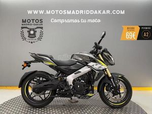 BAJAJ - PULSAR NS 400