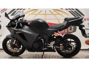 VENDO HONDA CBR 600 RR (2024 - 25) USATA A CASTELLAMMARE DI STABIA (CODICE 9814348) - MOTO.IT