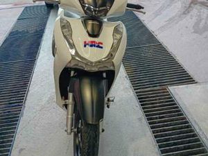 HONDA - SCOOPY SH125I ABS