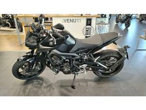 VENDO YAMAHA MT-09 (2017 - 20) USATA A VARESE (CODICE 9814057) - MOTO.IT
